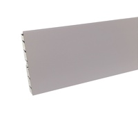 Теплый серый&nbsp;- спокойный и универсальный&nbsp;цвет, относящийся к нейтральной палитре. Тёплый оттенок серого, в отличие от холодных серых тонов, наполняет пространство мягкостью и естественным теплом, делая его более утонченным и уютным. Наш новый&nbsp;декор "Теплый серый" доступен к заказам во всех высотах: 60-100-120-150 мм. Стандартно цоколь ПВХ комплектуется&nbsp;торцевым профилем, угловыми соединениями (арочный/гнутый ...